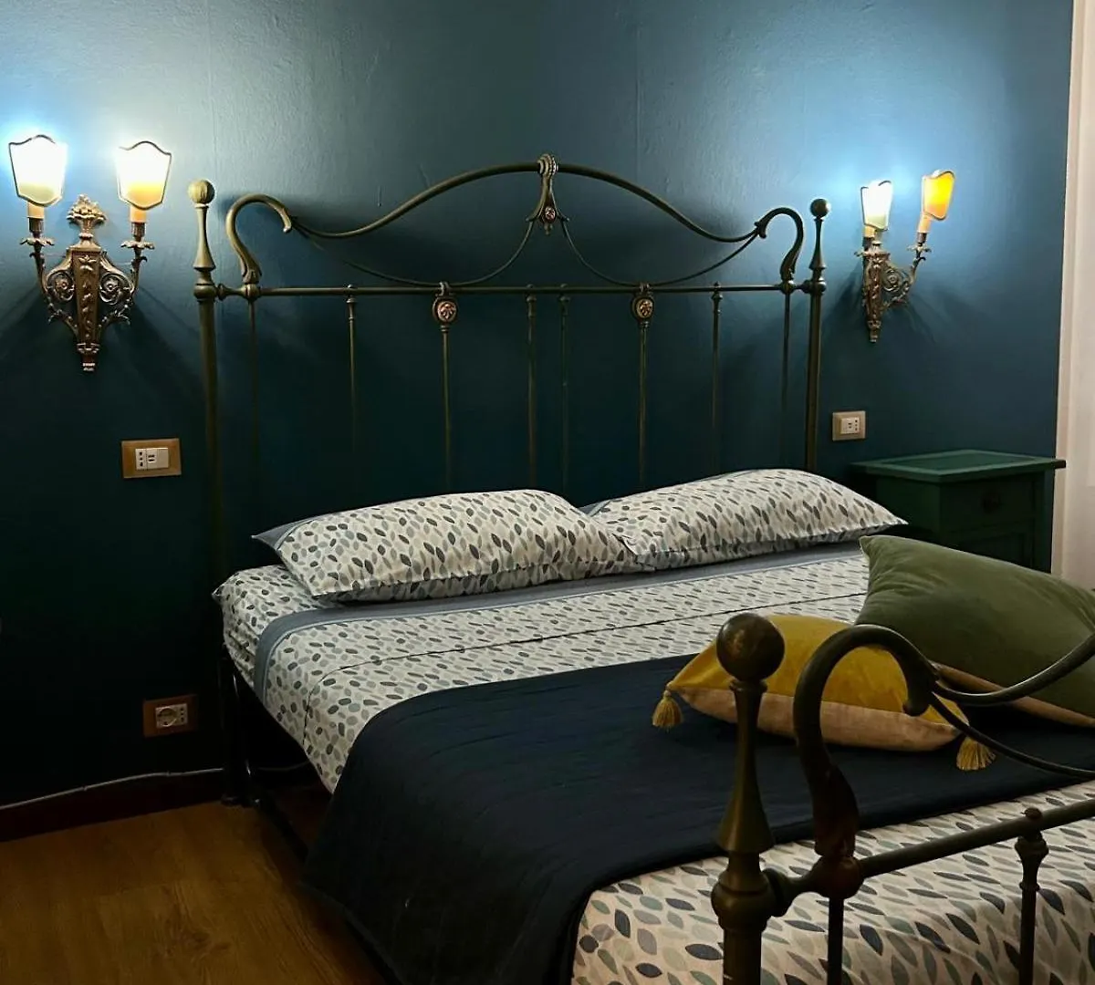 Leon Hotel Palermo 0*,  Italy