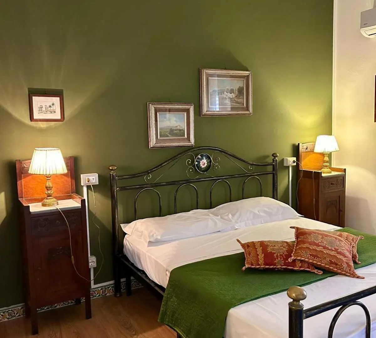 Leon Hotel Palermo