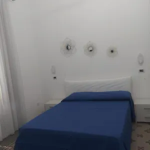  Affittacamere Lamphotel Militello